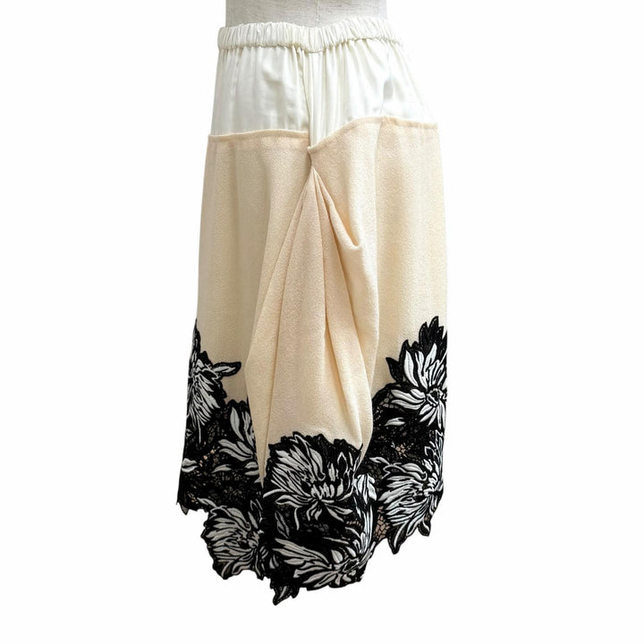 Pristine LOUIS VUITTON flare skirt Floral lace hem Multi wool Women 34