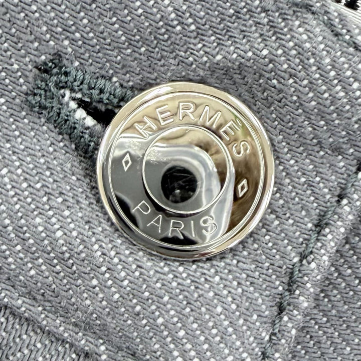 Excellent HERMES Denim pants Serie buttons, logo leather, button fly. gray 42