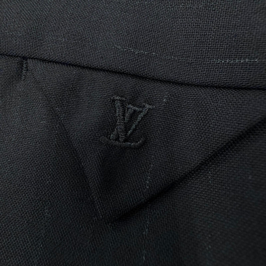 Pristine LOUIS VUITTON slacks Navy wool mens 52