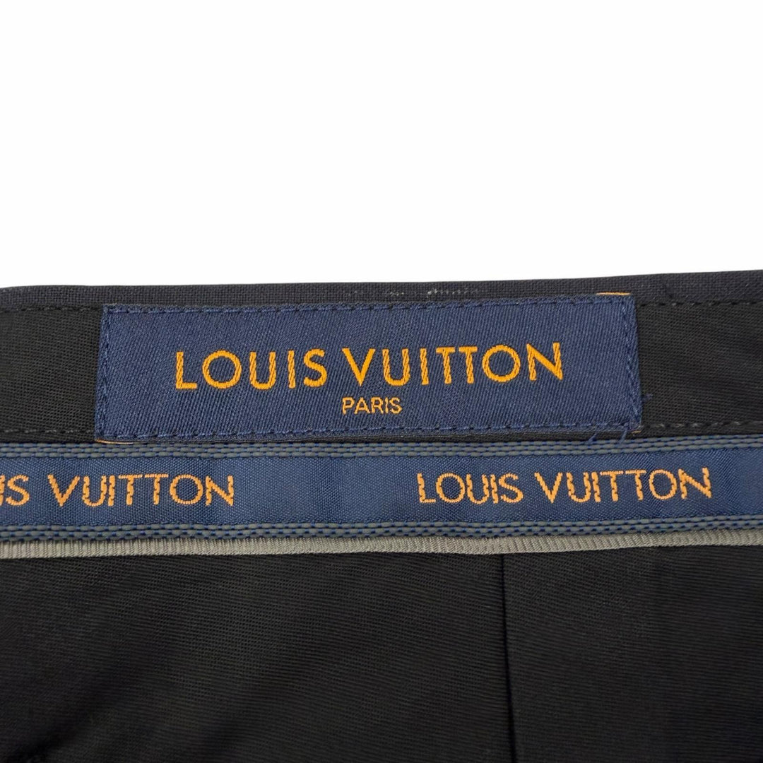 Pristine LOUIS VUITTON slacks Navy wool mens 52