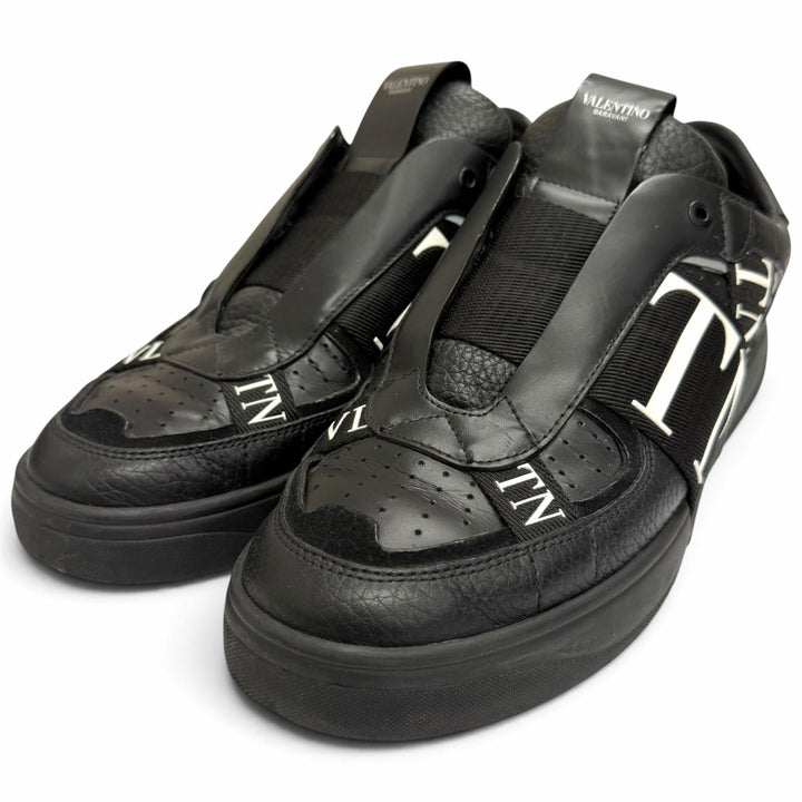 Discounted Great Valentino Garavani Low cut sneakers VLTN logo slip-on shoes black