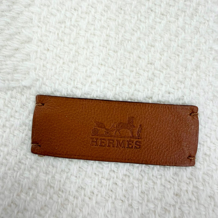 Pristine HERMES shawl Raye H Large logo leather patch with fringe cashmere Women