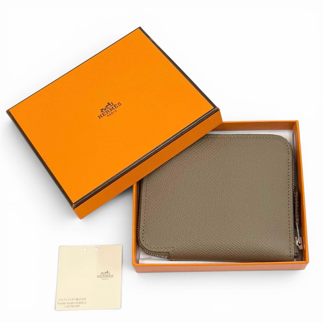 Pristine HERMES Coin case Azap compact silk in Round Zip Epsom Leather Women