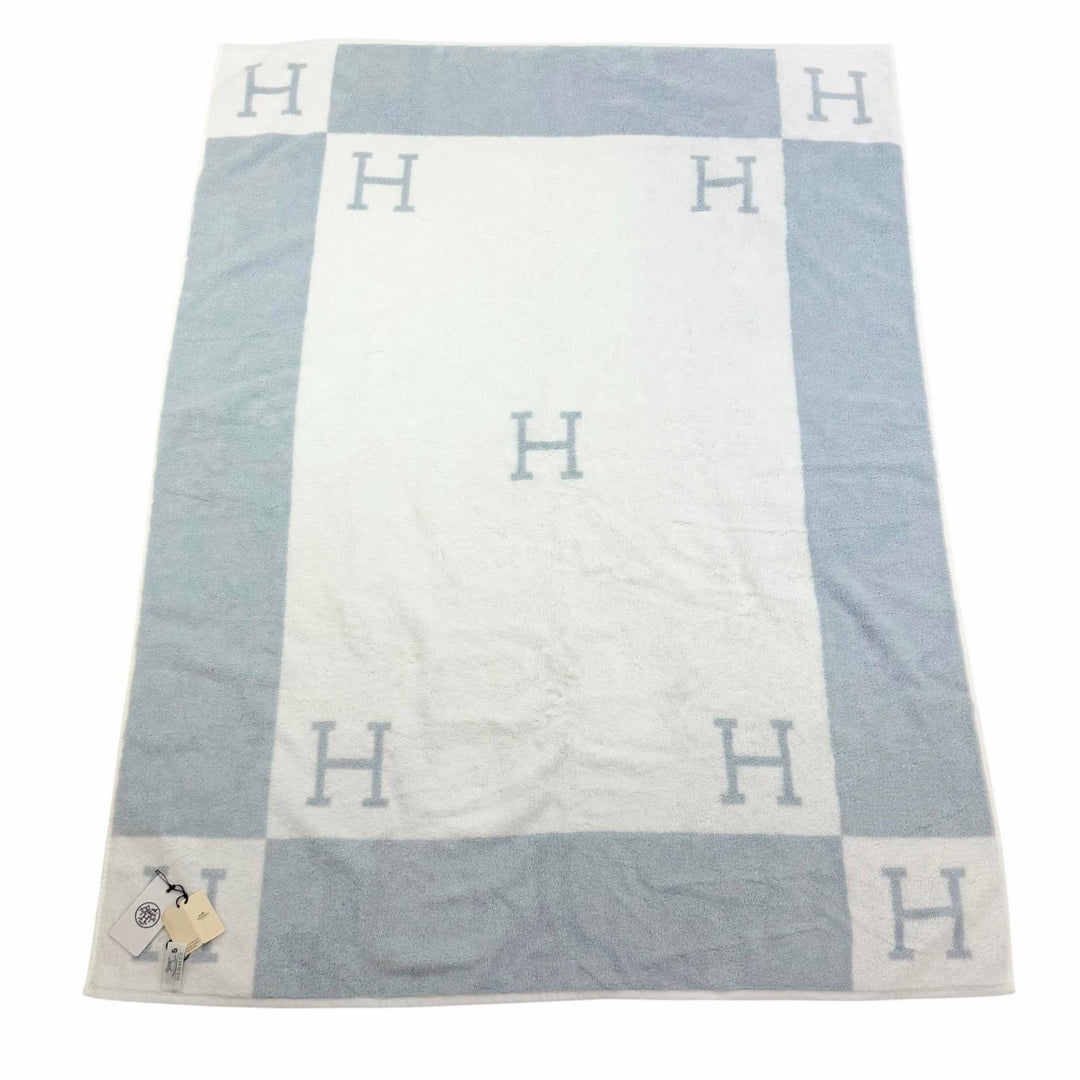 Pristine HERMES towel Avalon H pattern, around 90 x 47.2"" bath towel cotton