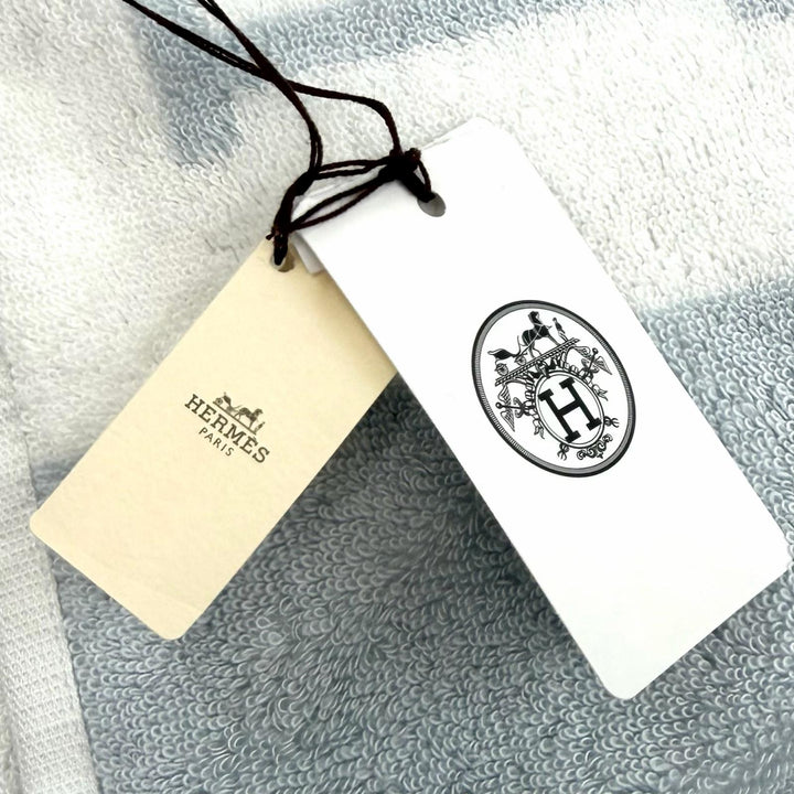 Pristine HERMES towel Avalon H pattern, around 90 x 47.2"" bath towel cotton