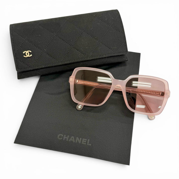 Excellent CHANEL sunglasses COCO Mark Logo Square Clear pink Women 5505－A