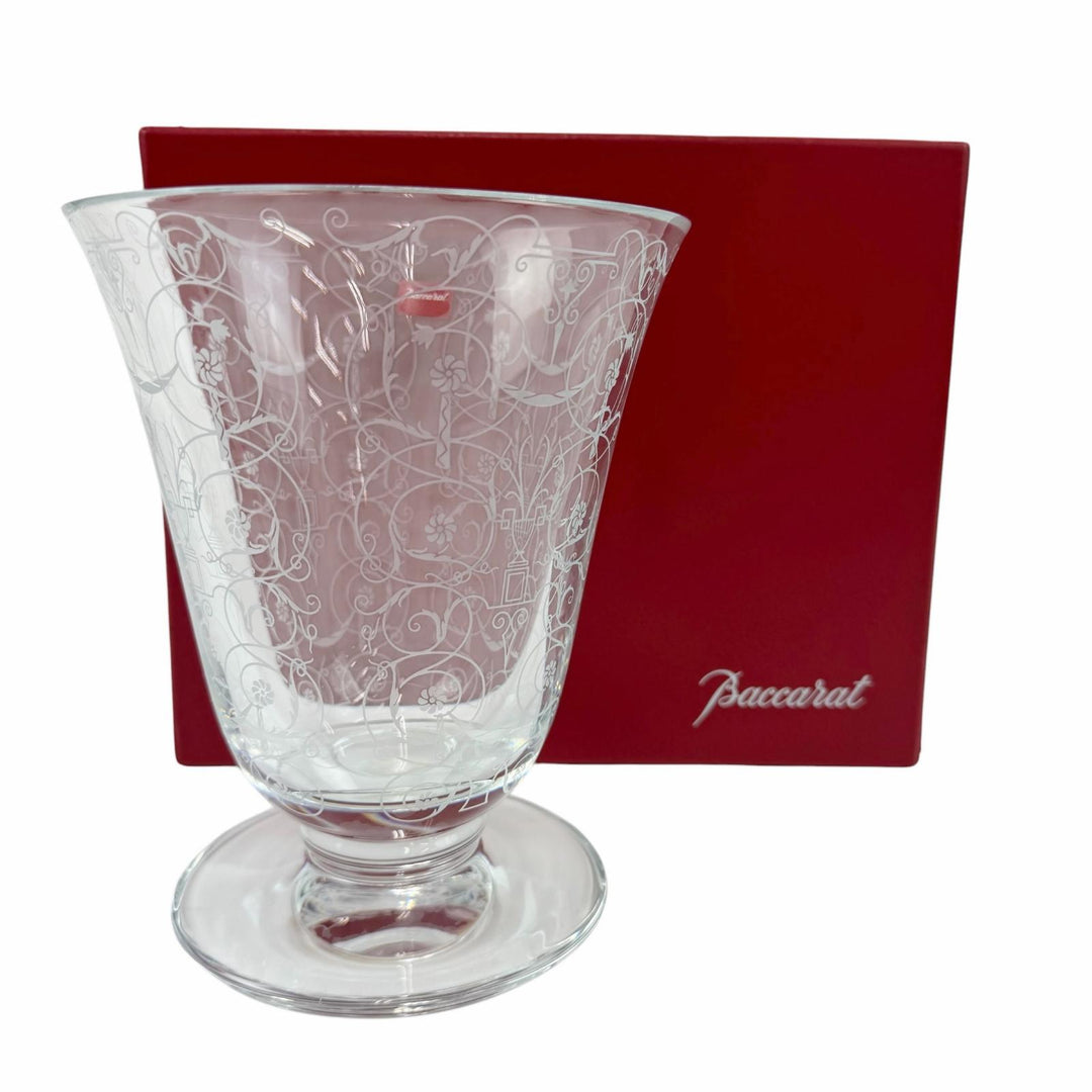 Pristine Baccarat Large glass flower vase/pot with floral arabesque pattern