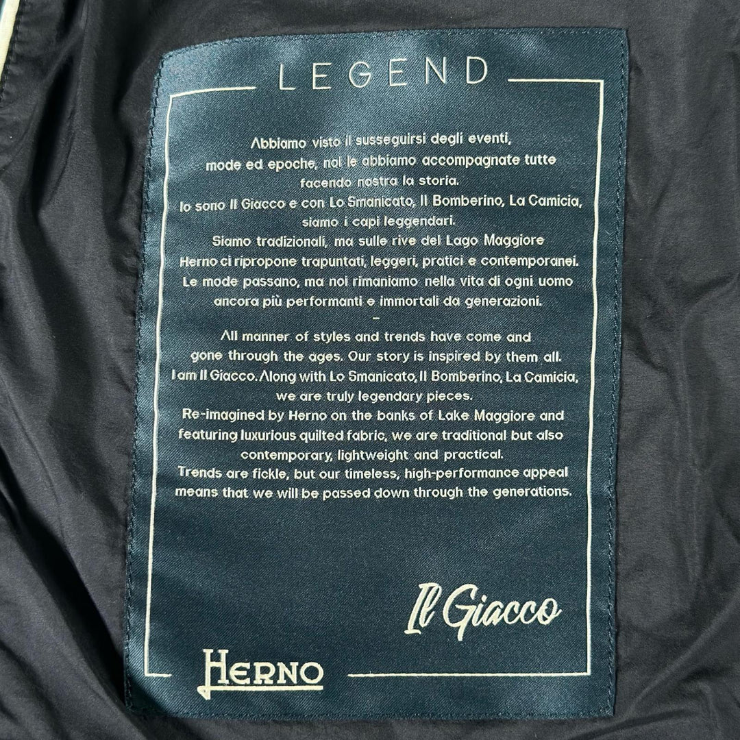 Great Herno Down jacket Logo buttons, water-repellent finish mens EU 50 PC002ULE