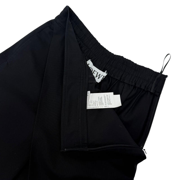 Great LOEWE Pants Anagram leather patch, wrap-style design, cropped. black XS