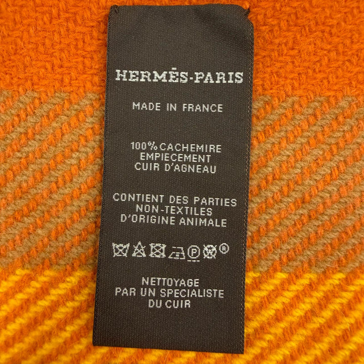Excellent HERMES Scarf Tartan pocket cuir appliqué Leather pocket fringe large