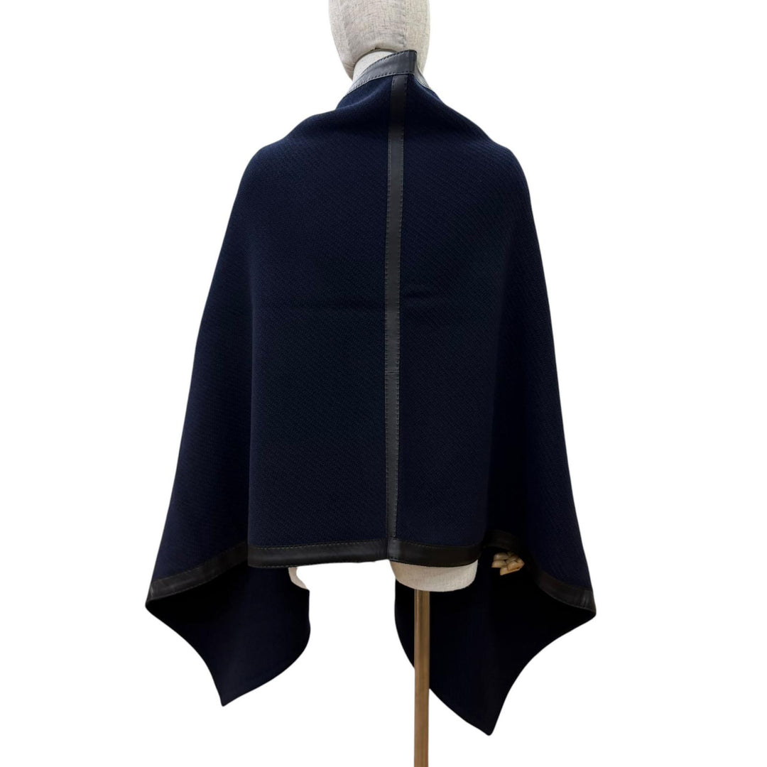 Excellent HERMES shawl H-logo button, leather trim, large poncho Navy wool Women