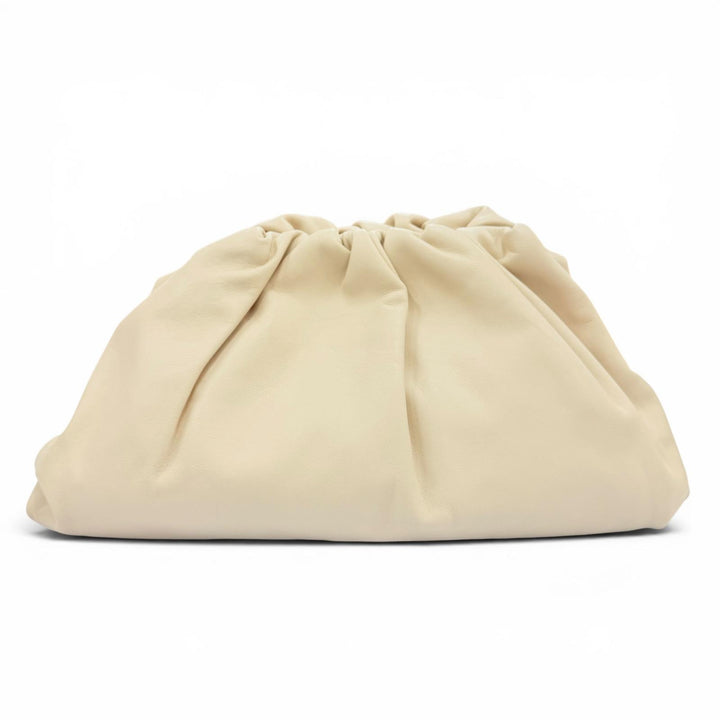 Great BOTTEGAVENETA Clutch bag The pouch Ivory Calf leather Women 576227