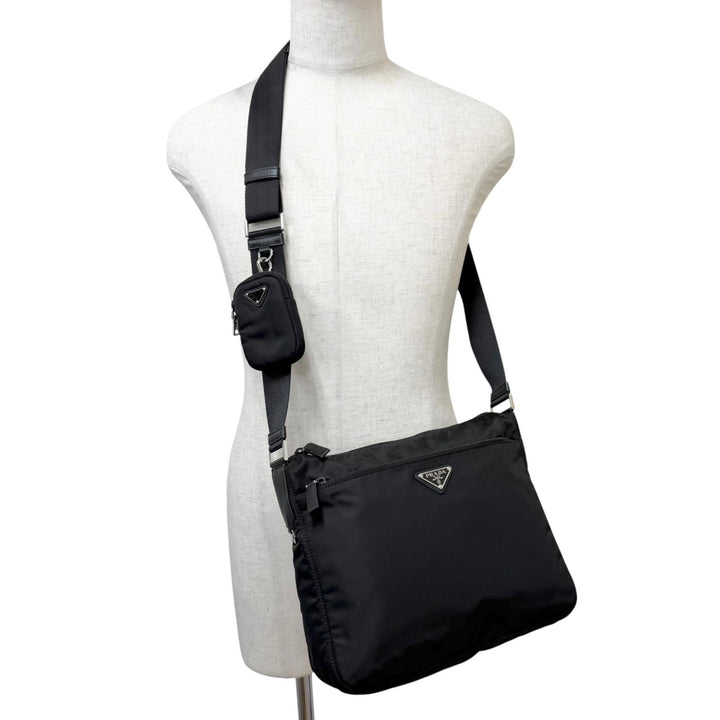 Great PRADA Shoulder Bag Re-Nylon Triangle Logo Pouch Included black Nylon