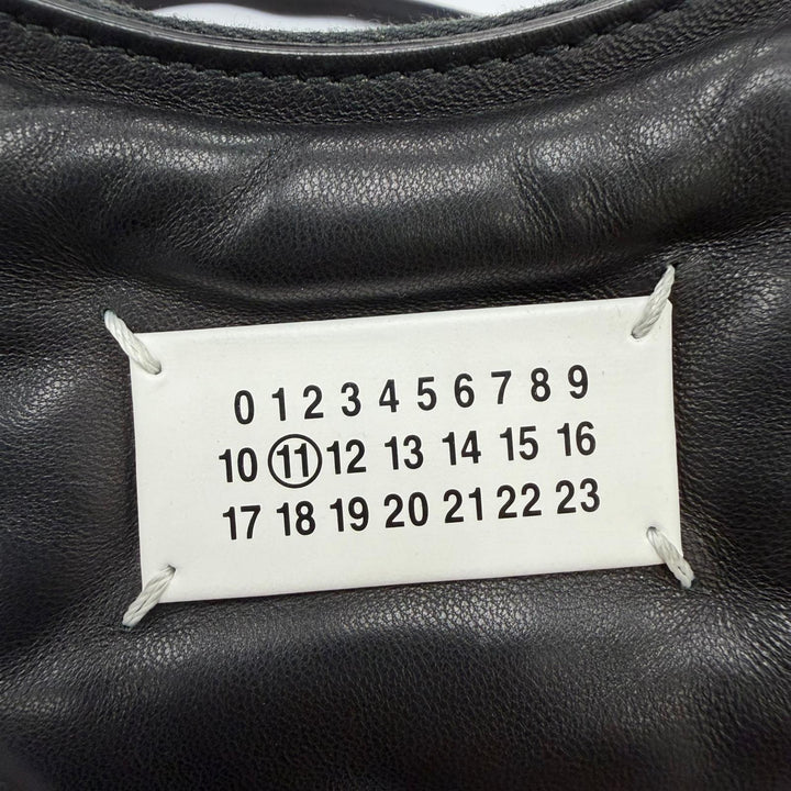 Great Maison Margiela 11 Gram Slam Hobo Micro Chain Shoulder Bag SB1WG0021