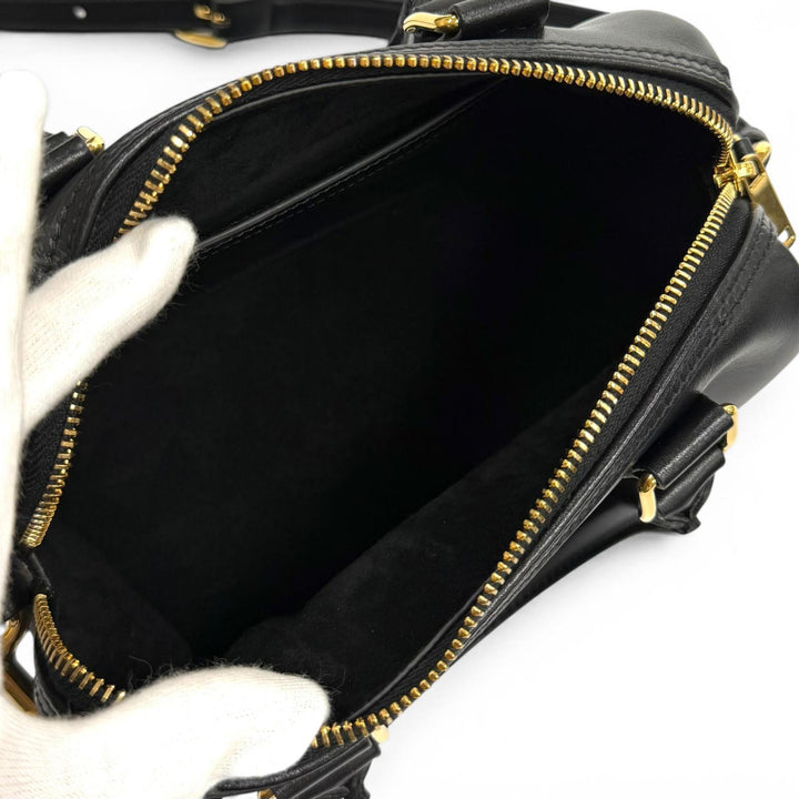 Excellent CELINE Shoulder Bag black Smooth scarf skin Women 11377