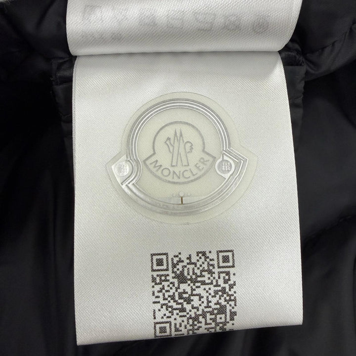 Great MONCLER down coat BROU Logo patch and belt included black Women 00