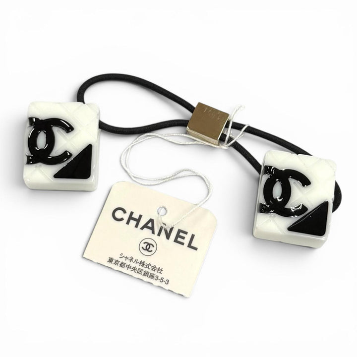 Pristine CHANEL hair accessory COCO Mark Matelassé Hair Tie white Women 05C