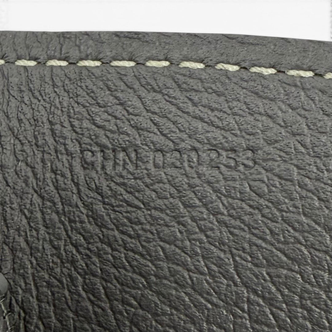 Pristine GOYARD Bag charm Universal Cross Bag Clip Gray leather Women
