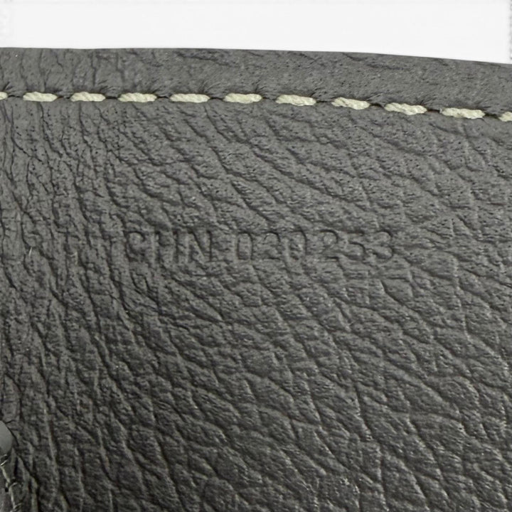 Pristine GOYARD Bag charm Universal Cross Bag Clip Gray leather Women