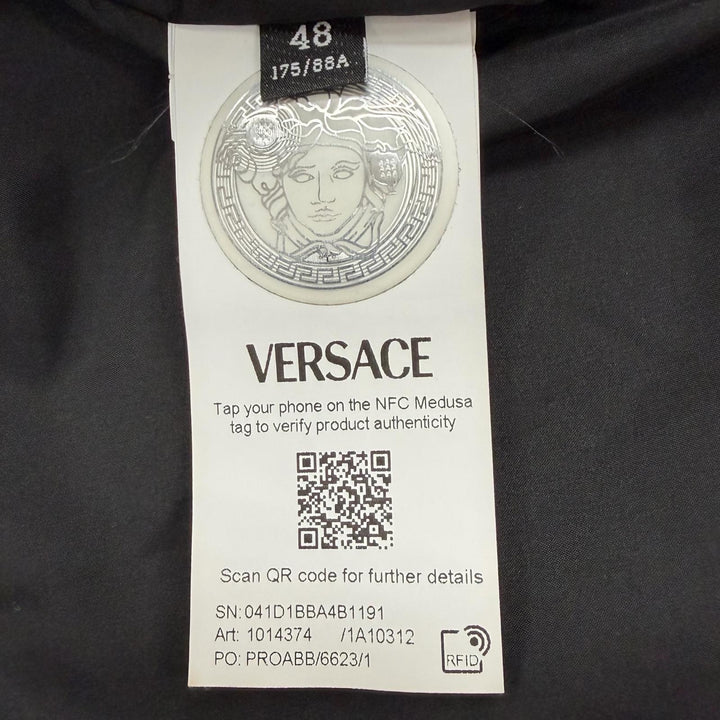 Excellent VERSACE Stajan Embroidered logo, padded black wool mens 48 1014374