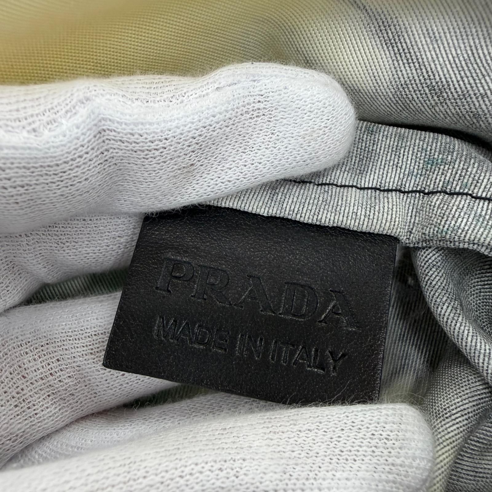 Great PRADA Handbag Triangle Logo Leather Mesh Tote Bag black