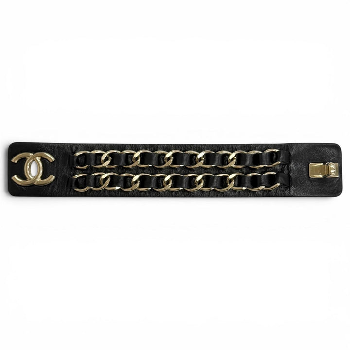 Great CHANEL bracelet COCO Mark Turnlock Chain Leather black Women S B18K
