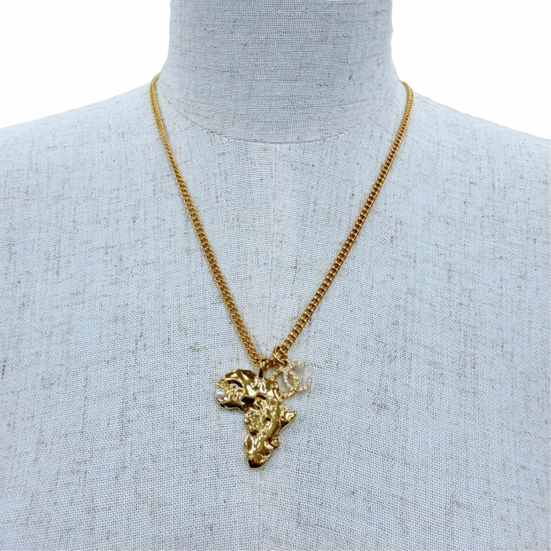 Excellent CHANEL Necklace COCO Mark African Continent Motif Métiers d'Art Dakar