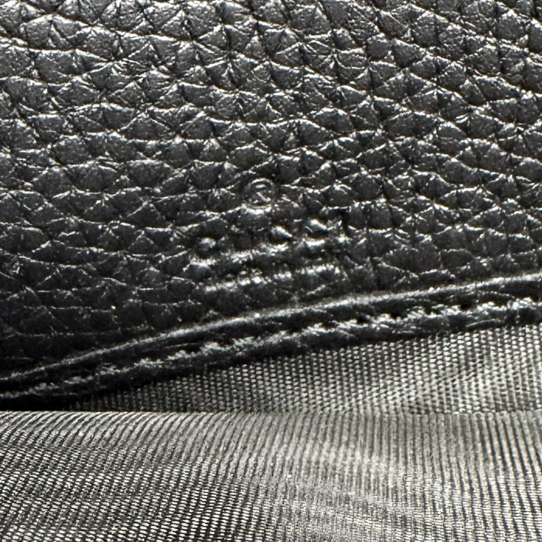 Great GUCCI Purse logo zip-around wallet black leather mens 771154