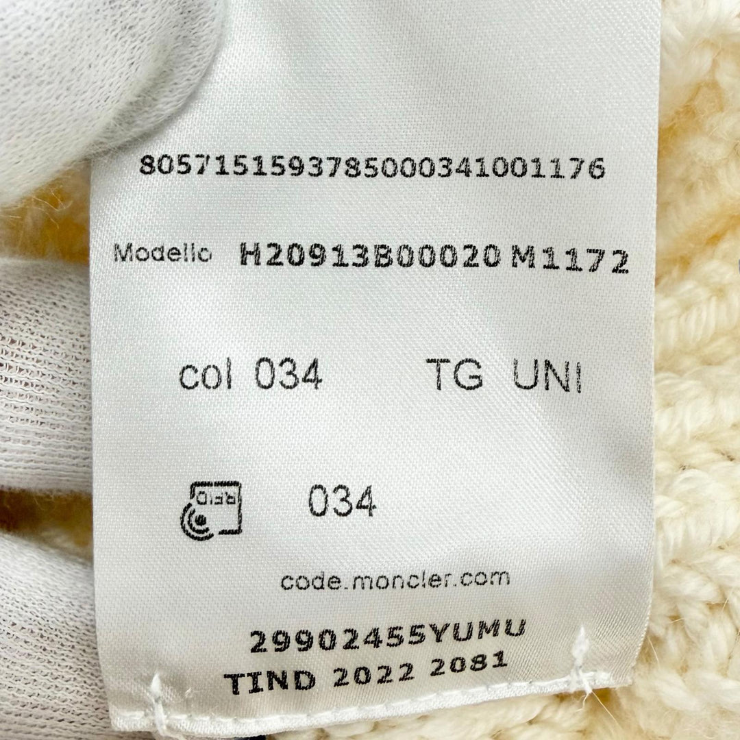 Excellent MONCLER BERRETTO TRICOT Logo patch, knit hat, knit cap, beanie Ivory