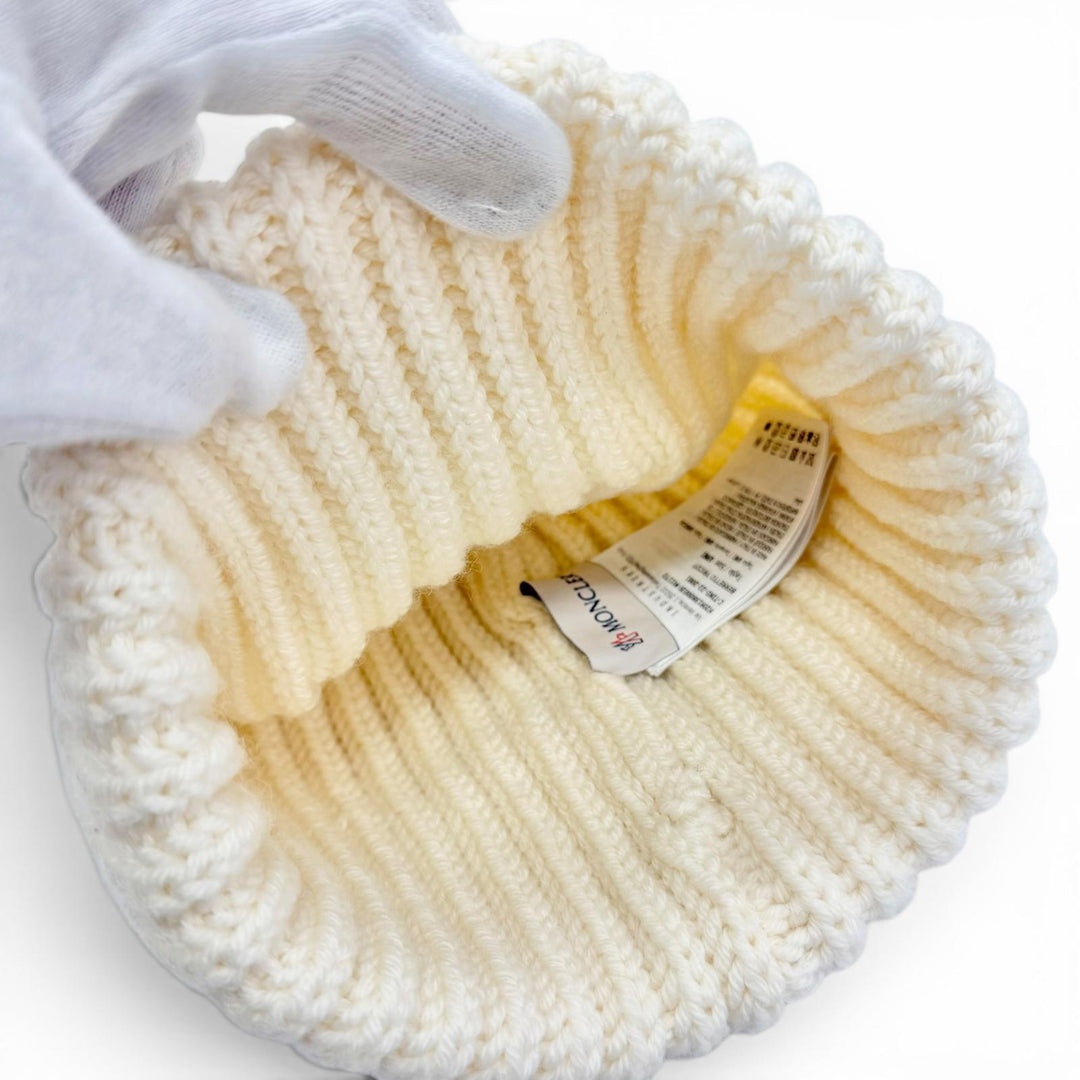 Excellent MONCLER BERRETTO TRICOT Logo patch, knit hat, knit cap, beanie Ivory