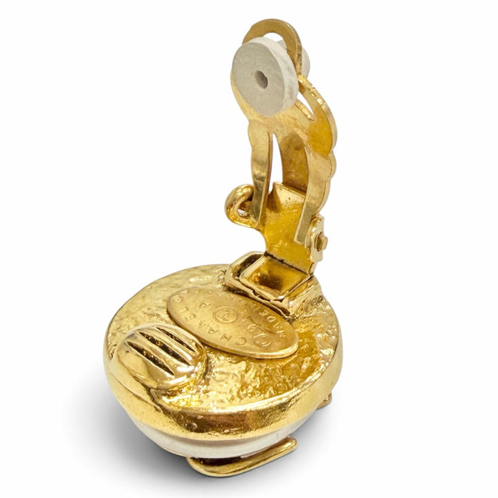Great CHANEL Earring COCO Mark Eco Pearl Clip-on Earrings gold Women 94A