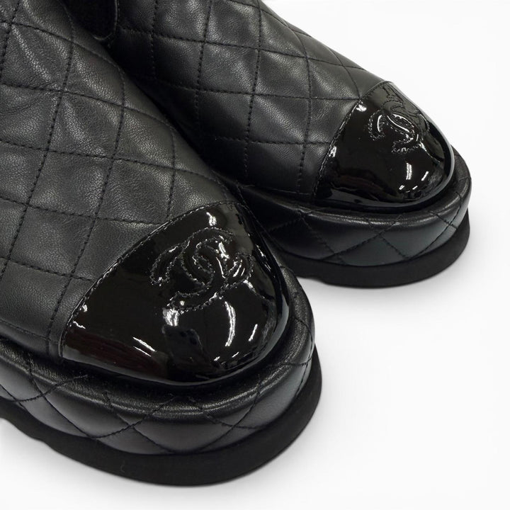 Pristine CHANEL short boots COCO Mark Matelassé Side Gore Boots 36.5 G45190