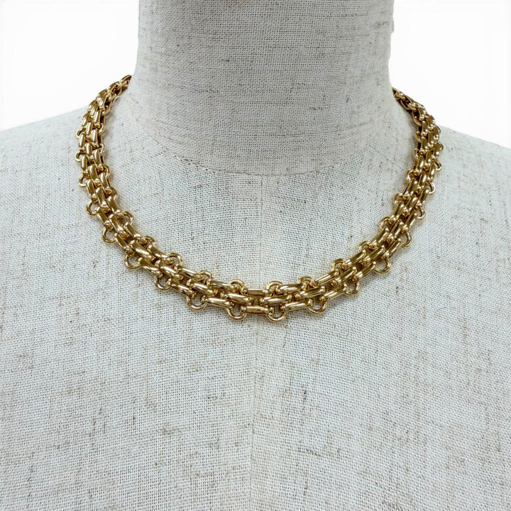 Excellent Christian Dior Necklace Chain gold Women