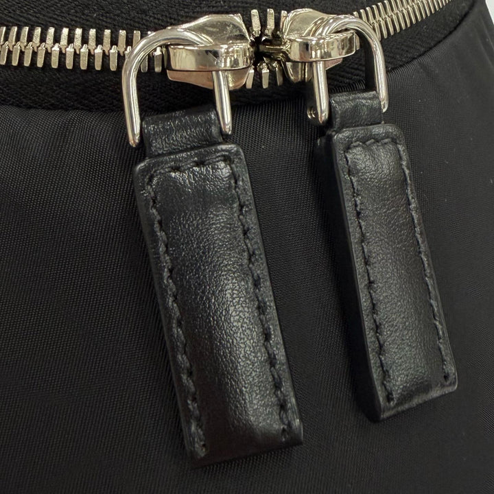 Very Good PRADA Shoulder Bag black Nylon mens 2VH147