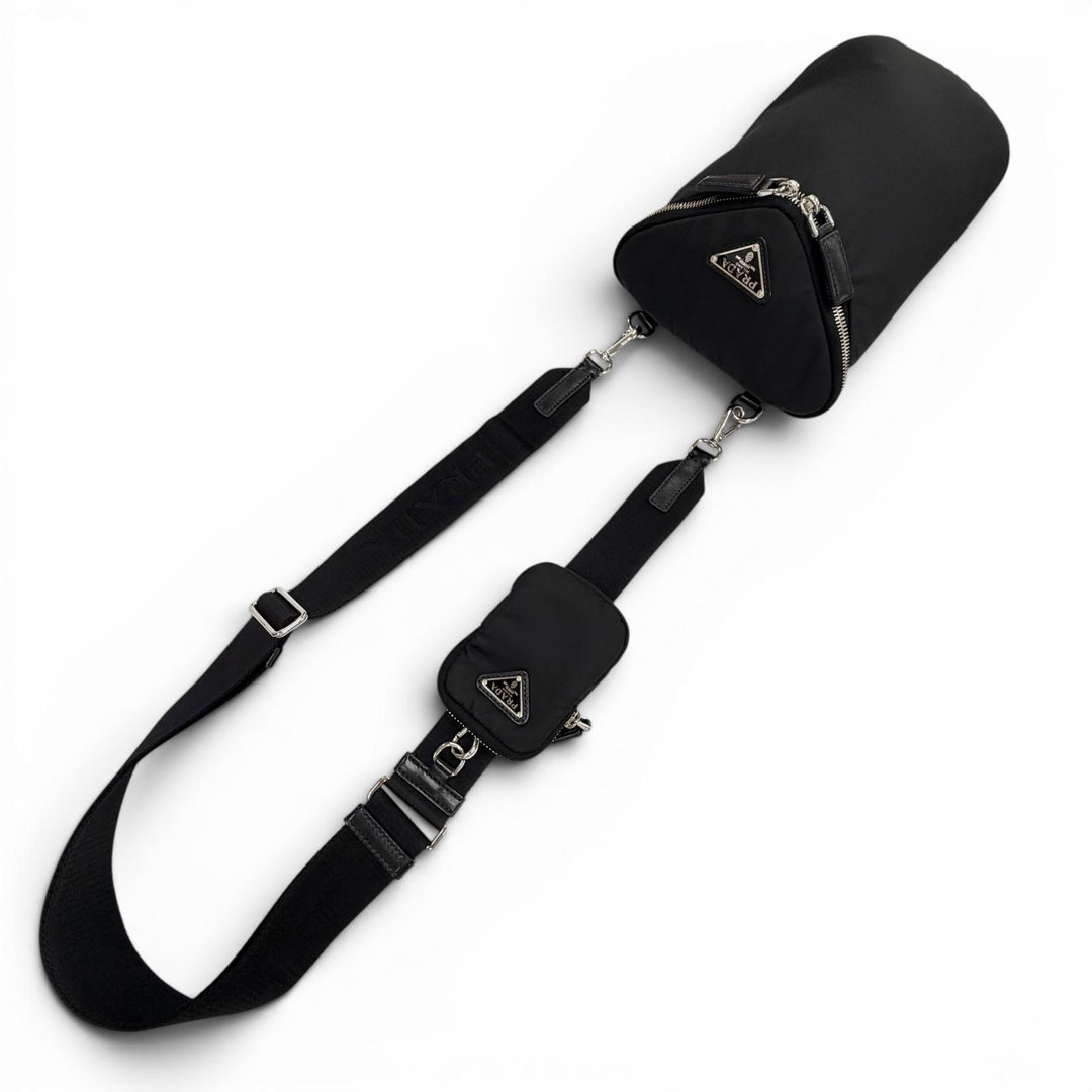 Very Good PRADA Shoulder Bag black Nylon mens 2VH147