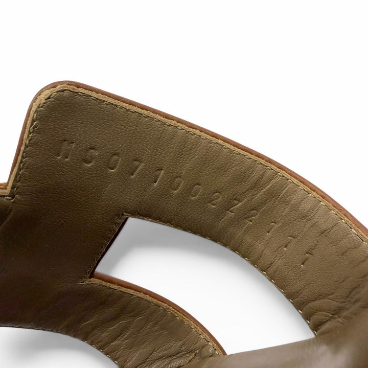 Great HERMES Sandals Oasis Mule gold Calf leather Women 35