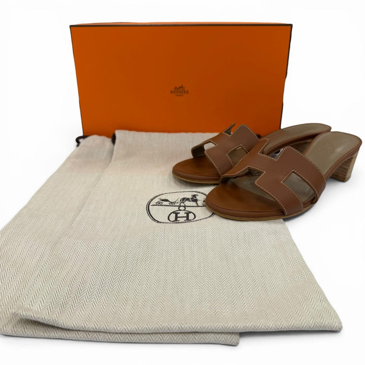 Great HERMES Sandals Oasis Mule gold Calf leather Women 35