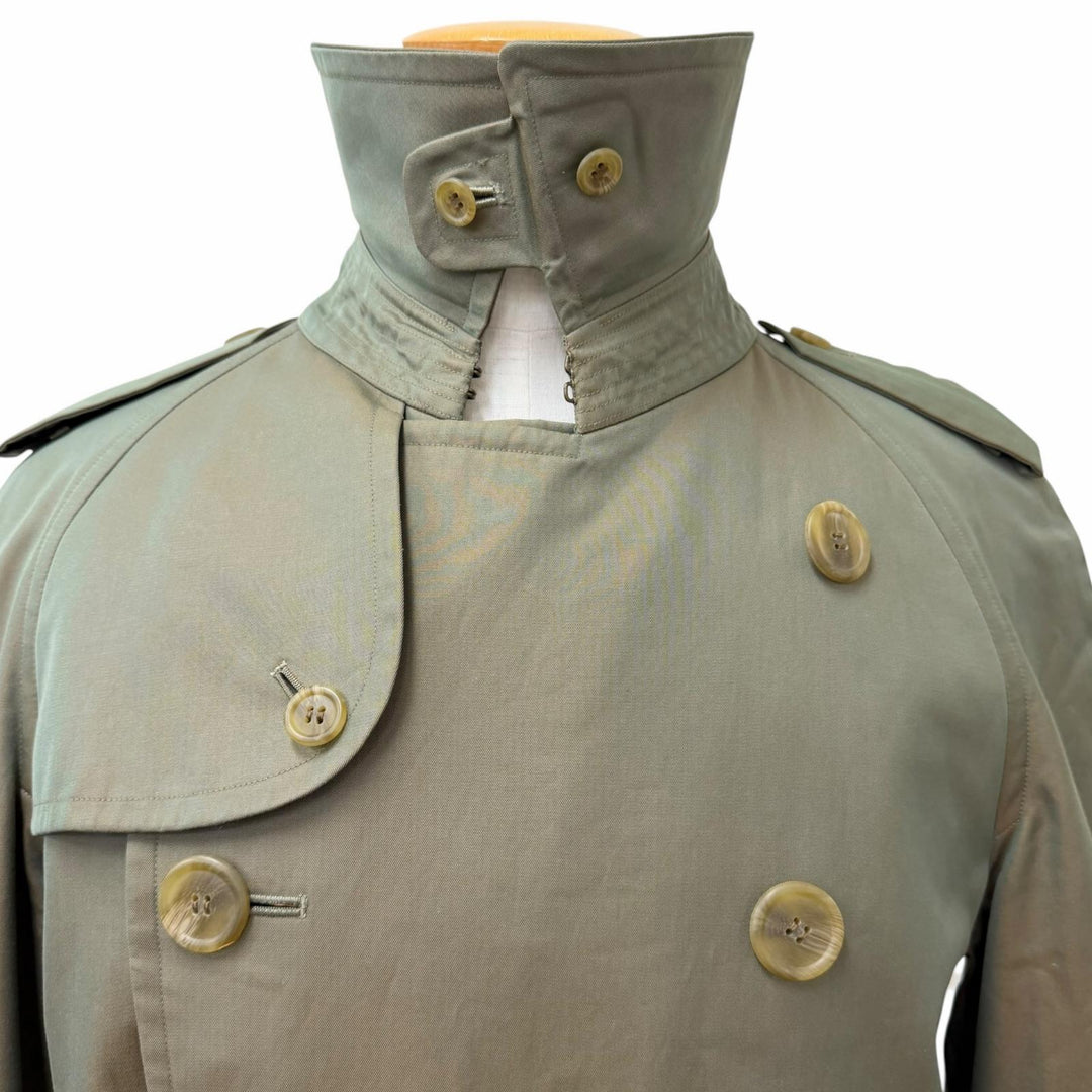 Excellent Burberrys trench coat Nova check pattern