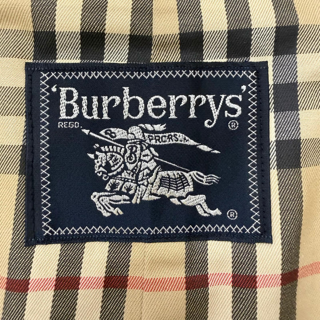 Excellent Burberrys trench coat Nova check pattern