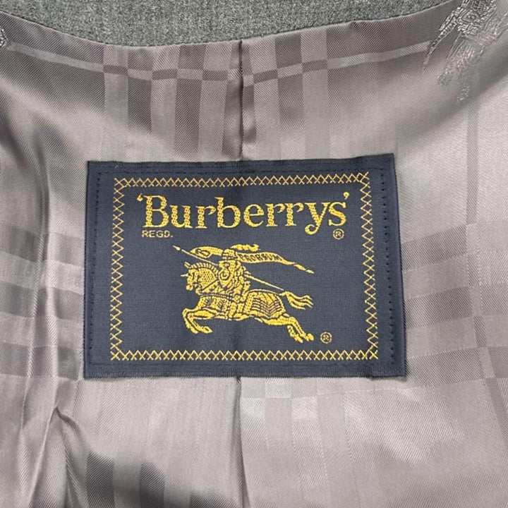 Excellent Burberrys coat Hooded gray wool Women