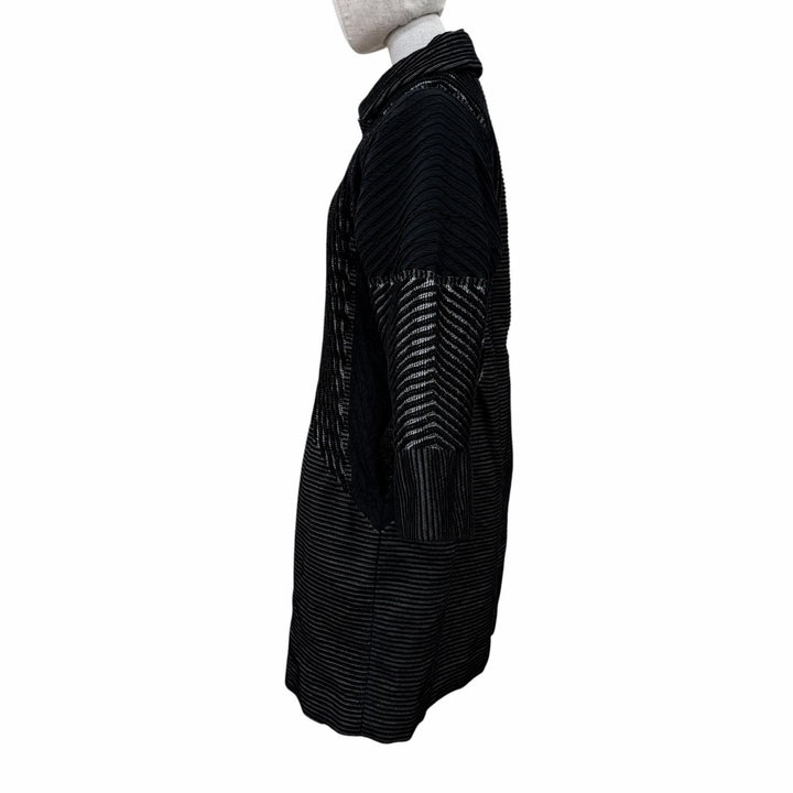 Pristine ISSEY MIYAKE coat Pleated Switching Design Black series 2 IM64-FA512