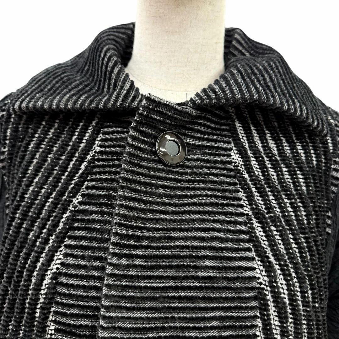 Pristine ISSEY MIYAKE coat Pleated Switching Design Black series 2 IM64-FA512