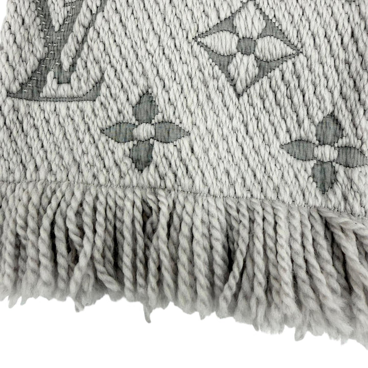 Great LOUIS VUITTON Scarf Escalp Logo Mania fringe wool Women M74742