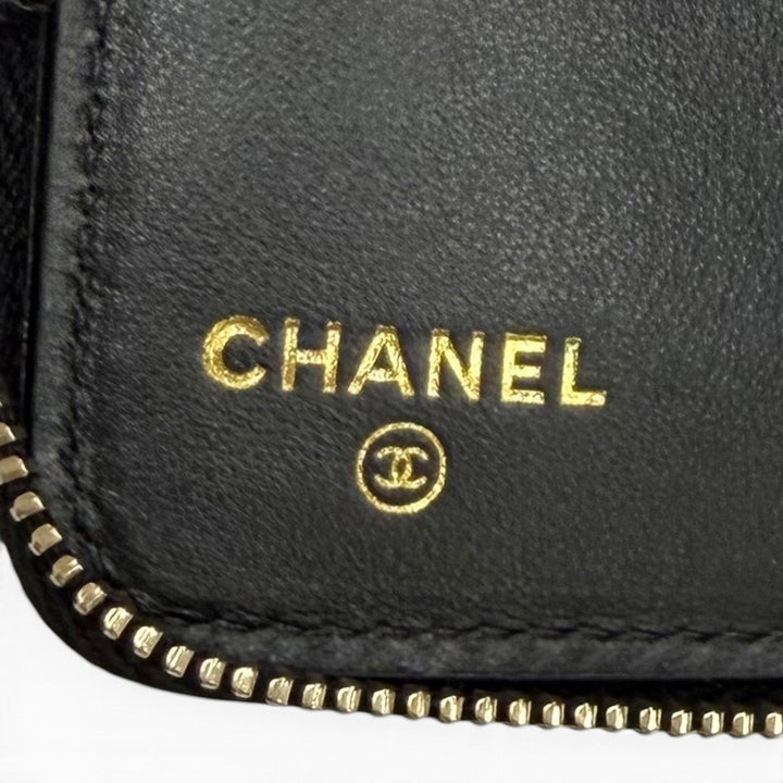 Excellent CHANEL Bifold Wallet black Caviar skin Women AP4720