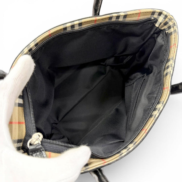 Excellent Burberrys Handbag Shadow Horse Nova Check Pattern Leather Accents