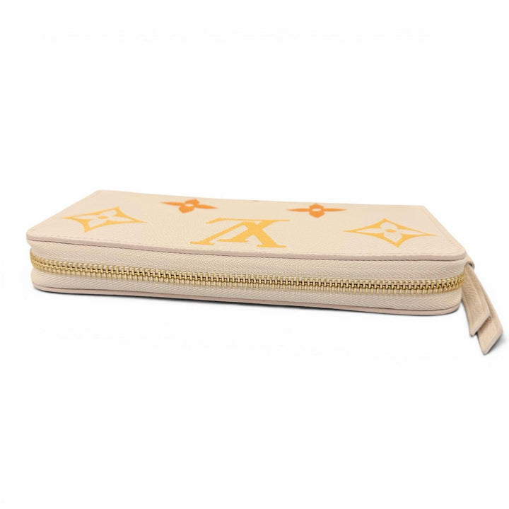 Pristine LOUIS VUITTON LV Gradient Empreinte Zip Around Zippy Wallet M82206