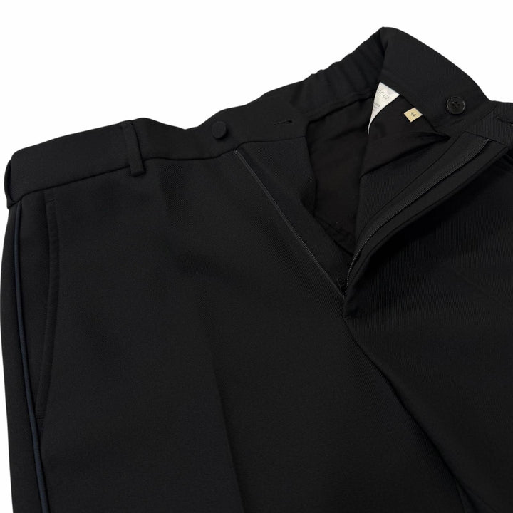 Pristine GUCCI Pants Logo embroidered side stripe slacks black