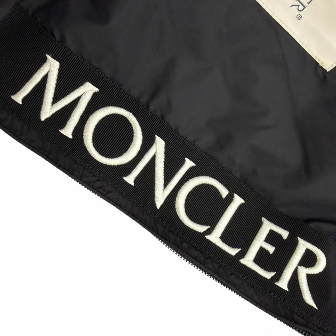 Great MONCLER Blouson MASSEREAU GIUBBOTTO Embroidered hood logo black