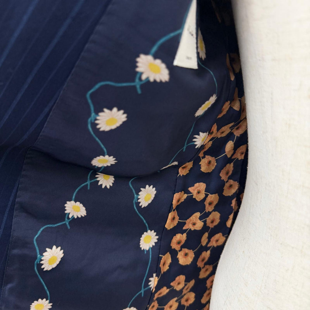 Excellent Paul Smith suit Loro Piana fabric, stripe pattern, single