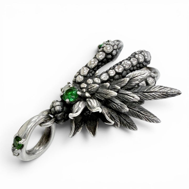 Great Bloody Mary Pendant top Night Raven Pavé Emerald 925 Silver 925 mens